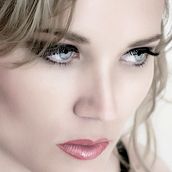 Book de Flori Raluca. Un proyecto de Fotografía de Alfonso Bustos Toldos - 29.03.2016