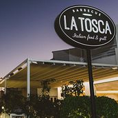 La Tosca. Interior Architecture, Br, ing, Identit, Art Direction, Design, Interior Design, and Graphic Design project by John O'Hare - 03.30.2016