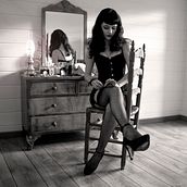 Betty Page. Photograph, and Photo Retouching project by Ardhoniel Sindar - 05.28.2014