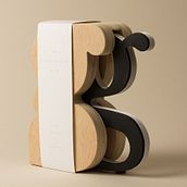 EPITYPEPHIO / Experimental Packaging Ein Projekt aus dem Bereich Kunstleitung, Produktdesign, Grafikdesign, Verpackung, T und pografie von Jaime Guisasola - 21.08.2016
