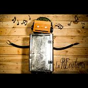 Vídeo Promocional LA RECICLÀRIA. Animation, Film, Video, TV, Photograph, Music, Stop Motion, and Video project by Quitavueltas - 05.14.2016
