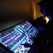 PROYECTO PERSONAL: Ensamblaje, configuración y mapeo MIDI de una superfície táctil. Projekt z dziedziny Informat, ka, Multimedia,  Muz, ka i  Sound design użytkownika Pau Moya - 18.09.2016