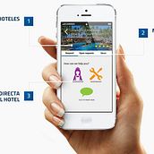 Entrevista Justrequest para Smarttravel.news. Cop, and writing project by Raquel Lora Martin - 12.28.2016