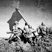 World at war . Fotografie de Juanma Ferre - 05.31.2014