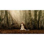 "La plegaria"Mi Proyecto del curso: La luz fantasma: técnica de iluminación y tratamiento del color. Photograph project by Raúl sunn - 01.28.2017
