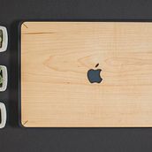 Fundas y teclados de Madera para Macbook. Product Design, Arts, Crafts, and Design project by Vica Alfaro González - 01.15.2017