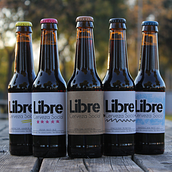 Etiqueta Cerveza - Libre. Cop, writing, Graphic Design, Packaging, and Product Design project by Marcos Rodríguez - 11.23.2016
