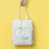 Identidad para Sonja Studio. Un proyecto de Br e ing e Identidad de Susana Fernández - 29.03.2017