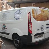 Rotulación de vehículos . % Álvaro Martín Liñán tarafından hazırlanan Grafik Tasarım, Ve Reklamcılık projesi - 05.18.2017