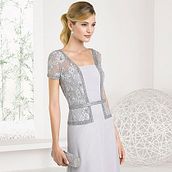 Novia - Marfil - Rosa Clará . Retouching Foto proyek oleh Gerard Oliveras - 05.31.2017