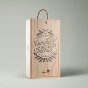 Xmas Wine Box for ADman Media. Projekt z dziedziny  Kaligrafia, Design, Projektowanie graficzne, Trad, c, jna ilustracja i Projektowanie opakowań użytkownika MEITS - 22.12.2016