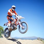 Fernando Catalán, Motocross. Un progetto di Cinema, video e TV di Hugo Gonzalez Molero - 17.07.2017