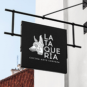 LA TAQUERÍA / cocina - arte - cerveza . Seni Jalanan, Pencitraan Merek, Identitas & Ilustrasi tradisional proyek oleh KIDE Cristian D. - 10.13.2017