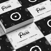 Otra Pizza. Br, ing, Identit, Art Direction, and Design project by Ricardo Macias - 11.01.2017