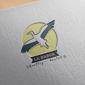 Mi propuesta de logotipo para La Banda Rooftop Hostel.. Br, ing, Identit, and Graphic Design project by Alvaro Luque - 11.21.2017