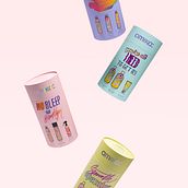 amika holiday packaging . Art Direction, Graphic Design, Traditional illustration, and Lettering project by Daniel Sevilla Cervera - 11.22.2017