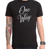 Merchandising Band / ONE WAY. Un projet de Conception de produits, Design graphique , et Gestion de la conception de Pablo Muñoz - 12.01.2018