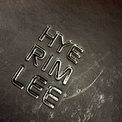 DISEÑO CATÁLOGO. hye rim lee. arte contemporáneo.. Fine Arts, Editorial Design, Graphic Design, T, and pograph project by Manuel J. Morente Morente - 01.31.2018