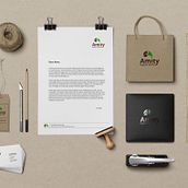 Brand Identity #108. Un proyecto de Br, ing e Identidad, Ilustración tradicional y Marketing de Graphic Designer / Logo Designer / Web Designer - 02.02.2018