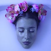 MONDAY FRIDA. Film, Video, and TV project by Tina Sánchez - 09.03.2017