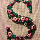 Mi S bordada para enmarcar :) . Arts, and Crafts project by Ana María Rodríguez - 02.19.2018