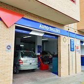 Fotografía de interiores (Autotaller Punt Nou). Un projet de Photographie de Víctor - 15.03.2014