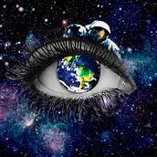 The world in your eyes. Un proyecto de Diseño gráfico de Lau VerdeMora - 10.03.2018