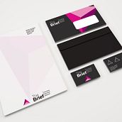 The brief . Br, ing și identitate și Design grafic de Javier González Arroyo - 03.12.2018