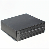 Franz Kafka's Aphorisms book. Een project van Ontwerp, Redactioneel ontwerp y Grafisch ontwerp van selen imge yakupoglu - 09.04.2018