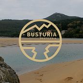 Destilería Busturia . Br, ing, Identit, Art Direction, Logo Design, Graphic Design, Packaging, and Signage Design project by Marta Revillas - 02.03.2018