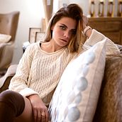 Interior shoots w/ Rebeca Jimenez. Un progetto di Fotografia, Fotografia di ritratto e Ritocco fotografico di Juan Miguel Millán - 11.04.2018