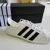 Replica papel Adidas Superstar. Papercraft projeto de Vanesa Juanes - 15.05.2018