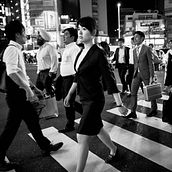 Japan Crew. Photograph, Street Art, Stor, and telling project by Luis Ribelles - 05.17.2018