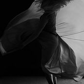 Movimiento. Photograph, Fashion Photograph, Product Photograph, Portrait Photograph, and Photographic Lighting project by Sandra Obarrio - 05.23.2018