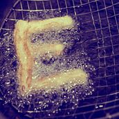 Lettering churrero. Un proyecto de Creatividad, Lettering y Tipografía de Cintia Sarría - 18.12.2017