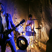 "Que me quiten lo bailado" - Una Mala Idea (Videoclip oficial). Film, Film, Video, TV, and Music project by Mario Concha - 02.20.2017