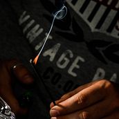 HUMO - One play more. Fotografia, Fotografia do produto, Iluminação fotográfica e Ilustração tradicional projeto de Borja Díaz - 24.07.2018