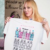 Una camiseta para llevar con Orgullo. Cop, writing, e Criatividade projeto de Neus G. Parrot - 21.06.2018