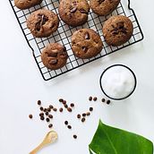 Milhojas: Diseño y Cocina. Comparto recetas y diseño cuadernos para anotarlas. . Art Direction, Design, Mobile Photograph, and Product Photograph project by DAPHNE VIGNONI - 08.15.2018