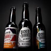 Wicked Barrel Brewery. Projekt z dziedziny  Manager art, st, czn, Br, ing i ident, fikacja wizualna, Projektowanie logot, pów, Projektowanie opakowań, T i pografia użytkownika Stefan Andries - 20.08.2018