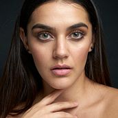 Mi Proyecto del curso: Retoque fotográfico de moda y belleza con Photoshop. Un proyecto de Fotografía de moda, Fotografía de retrato e Iluminación fotográfica de Victor Manuel Esparza Lopez - 23.08.2018