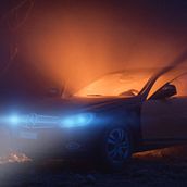  Fotografía a escala de un taxi con luces y niebla. Photograph project by Aleix Cabarrocas - 09.02.2018