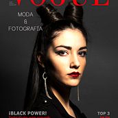 Práctica editorial de moda y creación de una revista. Een project van Redactioneel ontwerp, Studiofotografie, Modefotografie y Retoucheren van foto's van Irene García - 04.09.2018
