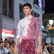 Ribera del Duero para la Málaga Fashion Week. Arts, Crafts, Fashion Design, and Costume Design project by Parodi Paradise - 09.17.2017
