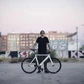 Fabric Bike Air. Een project van Motion Graphics, VFX y  Video van Óscar Seguí - 16.10.2016