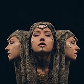 "A ROAD TO GLORY" - SHUBA MAGAZINE #5 VOL. 4 - New York, US. . Un proyecto de Dirección de arte, Diseño de moda, Fotografía y Fotografía de moda de Isaac Vasquez - 17.09.2017