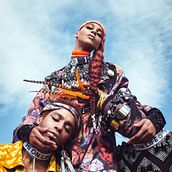 HOL 2.0.5 - Revista Afro Style número 18 - Los Ángeles, Estados Unidos. . Un proyecto de Br, ing e Identidad, Dirección de arte, Diseño de moda, Fotografía y Fotografía de moda de Isaac Vasquez - 17.10.2018