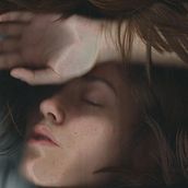 Autorretratos . Un proyecto de Fotografía de Esther García Sánchez - 30.10.2018