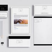 Nueva marca corporativa propia. Logo Design, Sketching, and Fine Arts project by Diego Barbadillo - 11.04.2018