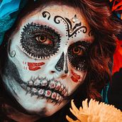 La calavera garbancera. Fine Arts, Photograph, and Portrait Photograph project by Pablo Torres - 11.12.2018